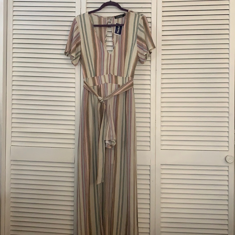 Shorts  Jumpsuit short sleeve V-neck